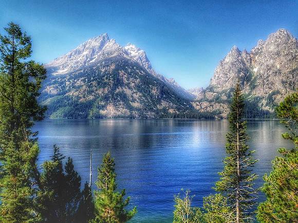 Majestic_Mountains.jpg